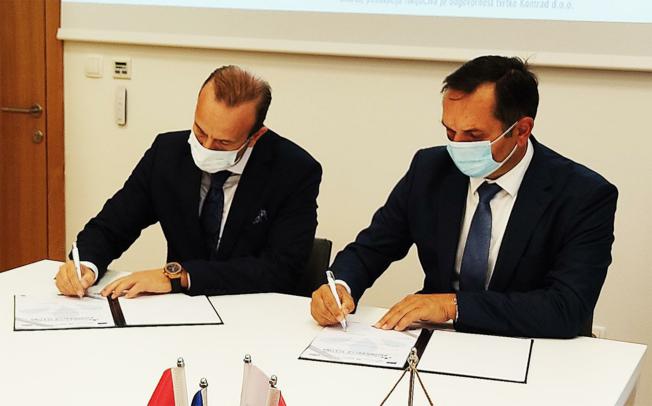  Agreement on Works on Aggloremation of Slatina Signed